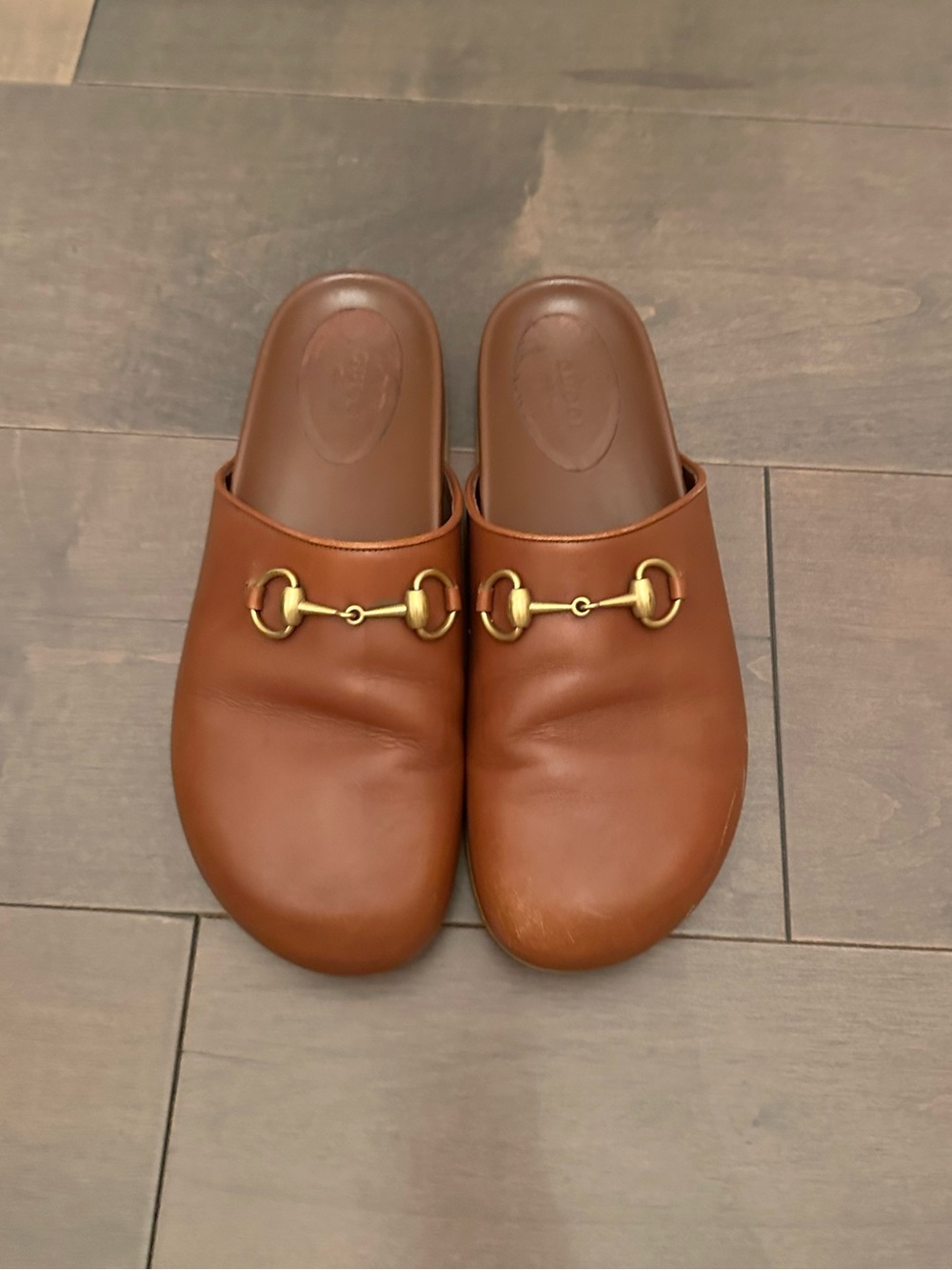 GUCCI BROWN LEATHER MULES GOLD ACCENT BUCKEL 39